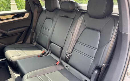 Porsche Cayenne III, 2025 год, 16 555 000 рублей, 26 фотография