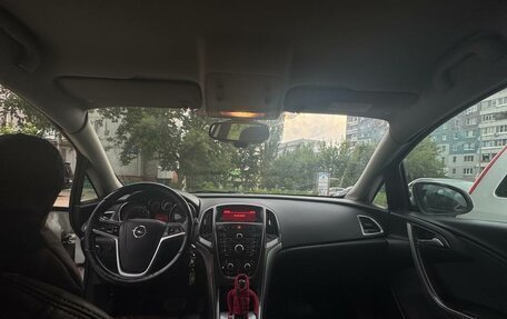 Opel Astra J, 2013 год, 850 000 рублей, 2 фотография