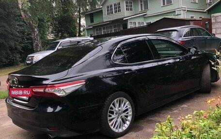 Toyota Camry, 2019 год, 2 190 000 рублей, 3 фотография