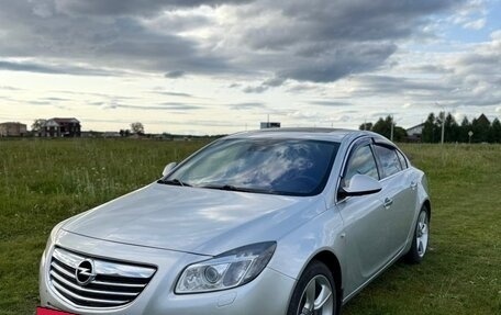 Opel Insignia II рестайлинг, 2011 год, 700 000 рублей, 2 фотография