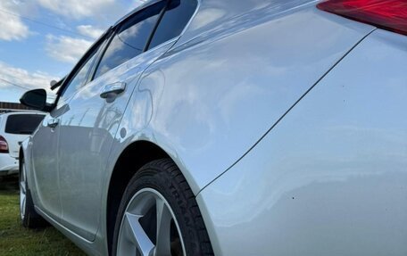 Opel Insignia II рестайлинг, 2011 год, 700 000 рублей, 16 фотография