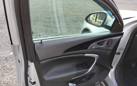 Opel Insignia II рестайлинг, 2011 год, 700 000 рублей, 26 фотография