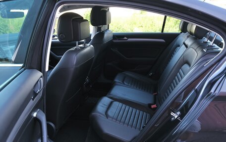 Volkswagen Passat B8 рестайлинг, 2017 год, 1 449 000 рублей, 15 фотография