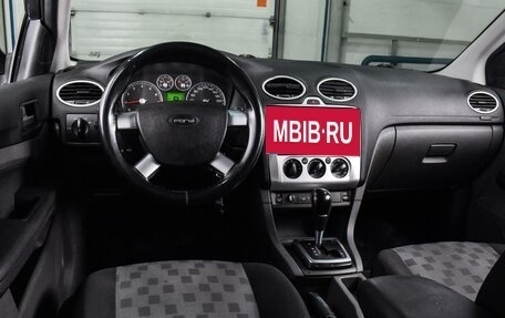 Ford Focus II рестайлинг, 2006 год, 450 000 рублей, 6 фотография