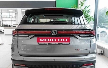 Changan CS35 Plus, 2024 год, 2 300 000 рублей, 6 фотография