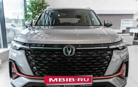 Changan CS35 Plus, 2024 год, 2 300 000 рублей, 4 фотография