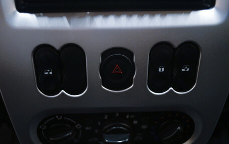 Renault Sandero I, 2013 год, 649 000 рублей, 12 фотография