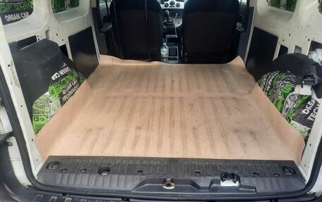 Renault Kangoo II рестайлинг, 2012 год, 680 000 рублей, 8 фотография