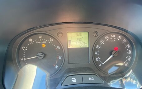 Skoda Fabia II, 2013 год, 590 000 рублей, 13 фотография