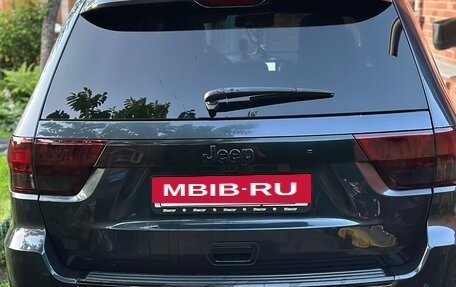 Jeep Grand Cherokee, 2012 год, 2 000 000 рублей, 2 фотография
