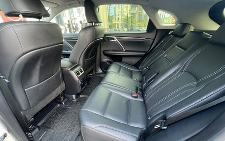Lexus RX IV рестайлинг, 2018 год, 4 150 000 рублей, 11 фотография