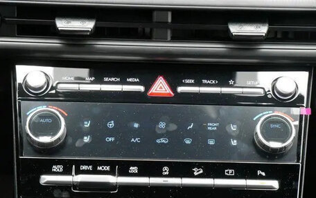 Toyota Land Cruiser 200, 2021 год, 5 866 000 рублей, 13 фотография