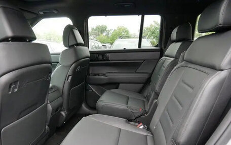 Toyota Land Cruiser 200, 2021 год, 5 866 000 рублей, 14 фотография