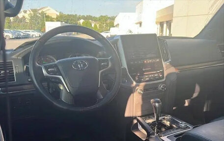 Toyota Land Cruiser 200, 2021 год, 5 866 000 рублей, 19 фотография