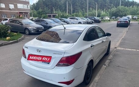 Hyundai Solaris II рестайлинг, 2014 год, 530 000 рублей, 2 фотография
