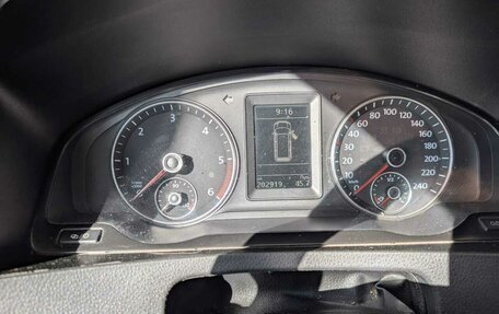 Volkswagen Caravelle T5, 2015 год, 1 900 000 рублей, 10 фотография