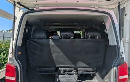 Volkswagen Caravelle T5, 2015 год, 1 900 000 рублей, 8 фотография