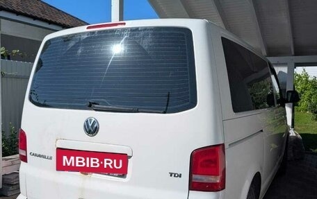 Volkswagen Caravelle T5, 2015 год, 1 900 000 рублей, 6 фотография