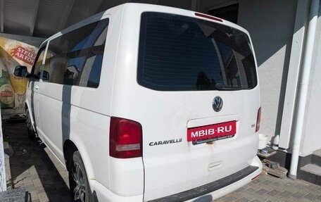 Volkswagen Caravelle T5, 2015 год, 1 900 000 рублей, 3 фотография