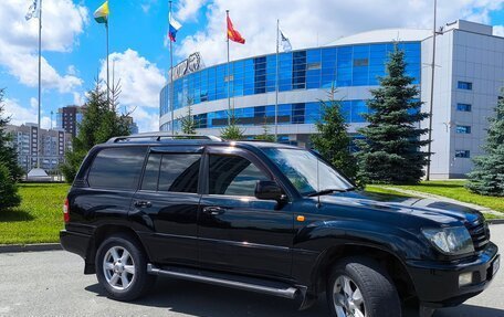 Toyota Land Cruiser 100 рестайлинг 2, 2004 год, 1 800 000 рублей, 15 фотография