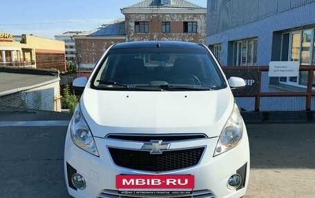 Chevrolet Spark III, 2012 год, 800 000 рублей, 2 фотография