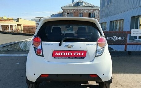 Chevrolet Spark III, 2012 год, 800 000 рублей, 6 фотография