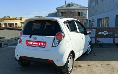 Chevrolet Spark III, 2012 год, 800 000 рублей, 5 фотография