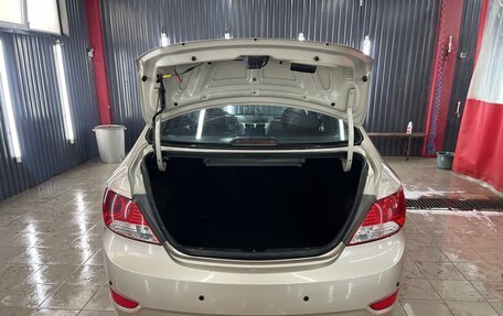 Hyundai Solaris II рестайлинг, 2011 год, 530 000 рублей, 12 фотография