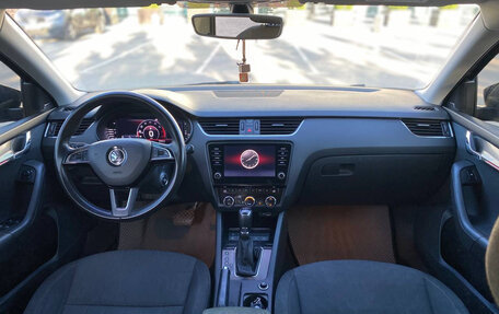Skoda Octavia, 2019 год, 1 750 000 рублей, 3 фотография