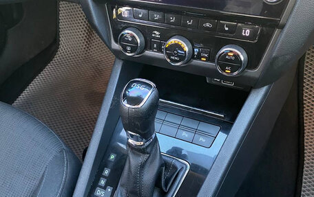 Skoda Octavia, 2019 год, 1 750 000 рублей, 6 фотография
