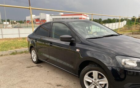Volkswagen Polo VI (EU Market), 2011 год, 680 000 рублей, 3 фотография
