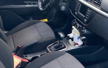KIA Rio IV, 2018 год, 1 570 000 рублей, 11 фотография