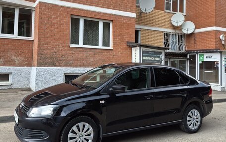 Volkswagen Polo VI (EU Market), 2013 год, 750 000 рублей, 2 фотография