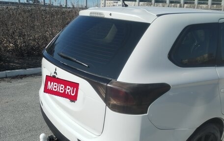Mitsubishi Outlander III рестайлинг 3, 2012 год, 1 090 000 рублей, 33 фотография