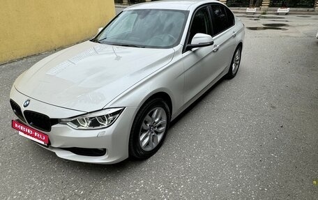 BMW 3 серия, 2014 год, 1 850 000 рублей, 14 фотография
