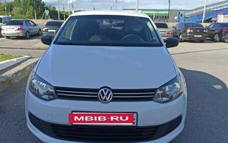 Volkswagen Polo VI (EU Market), 2014 год, 799 000 рублей, 2 фотография