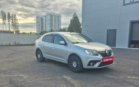 Renault Logan II, 2019 год, 910 000 рублей, 1 фотография