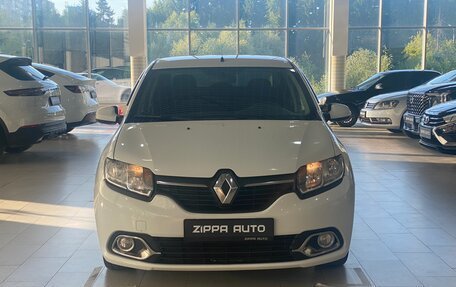 Renault Logan II, 2017 год, 859 000 рублей, 2 фотография