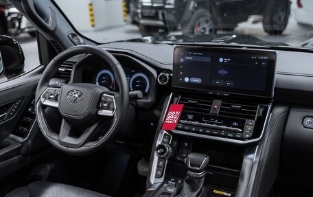 Toyota Land Cruiser, 2025 год, 12 700 000 рублей, 14 фотография