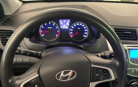 Hyundai Solaris II рестайлинг, 2014 год, 1 300 000 рублей, 2 фотография