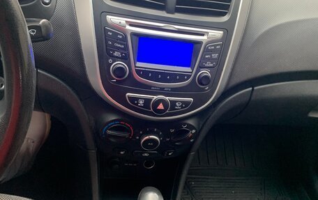 Hyundai Solaris II рестайлинг, 2014 год, 1 300 000 рублей, 7 фотография