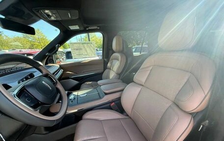 Lincoln Navigator, 2025 год, 20 100 000 рублей, 10 фотография