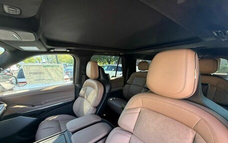 Lincoln Navigator, 2025 год, 20 100 000 рублей, 16 фотография