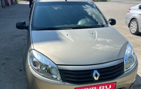 Renault Sandero I, 2012 год, 580 000 рублей, 2 фотография