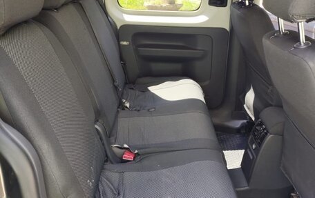 Volkswagen Caddy III рестайлинг, 2011 год, 1 500 000 рублей, 9 фотография