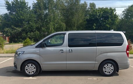Hyundai Grand Starex Grand Starex I рестайлинг 2, 2018 год, 2 649 000 рублей, 3 фотография