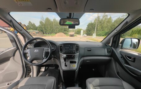 Hyundai Grand Starex Grand Starex I рестайлинг 2, 2018 год, 2 649 000 рублей, 9 фотография