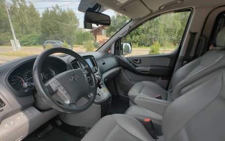 Hyundai Grand Starex Grand Starex I рестайлинг 2, 2018 год, 2 649 000 рублей, 13 фотография
