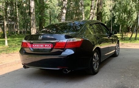 Honda Accord IX рестайлинг, 2013 год, 1 550 000 рублей, 10 фотография