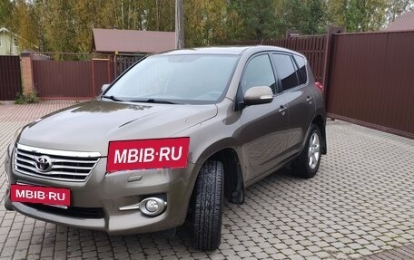 Toyota RAV4, 2011 год, 1 600 000 рублей, 4 фотография
